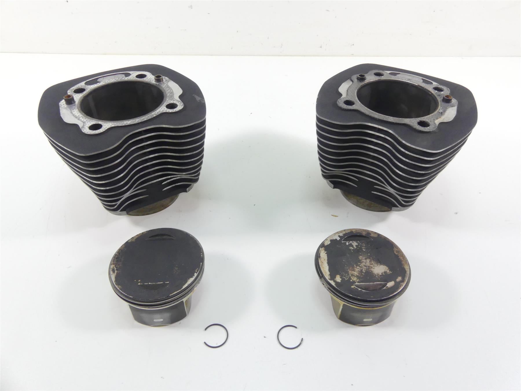 2013 Harley Touring FLHX Street Glide Cylinder Jug Barrel + Piston Set 17460-07A {{ shop.shopifyCountryName }} - Mototech271