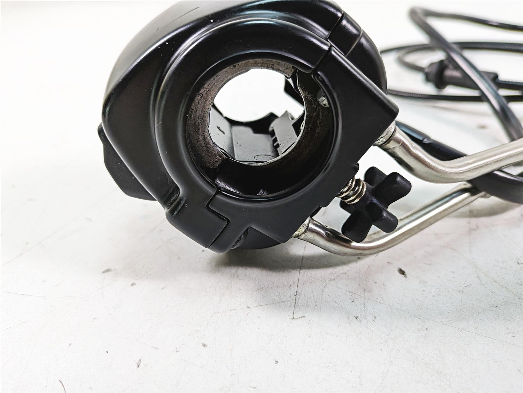 2017 Harley XL883 N Sportster Iron Right Start Stop Control Switch 71500118 {{ shop.shopifyCountryName }} - Mototech271