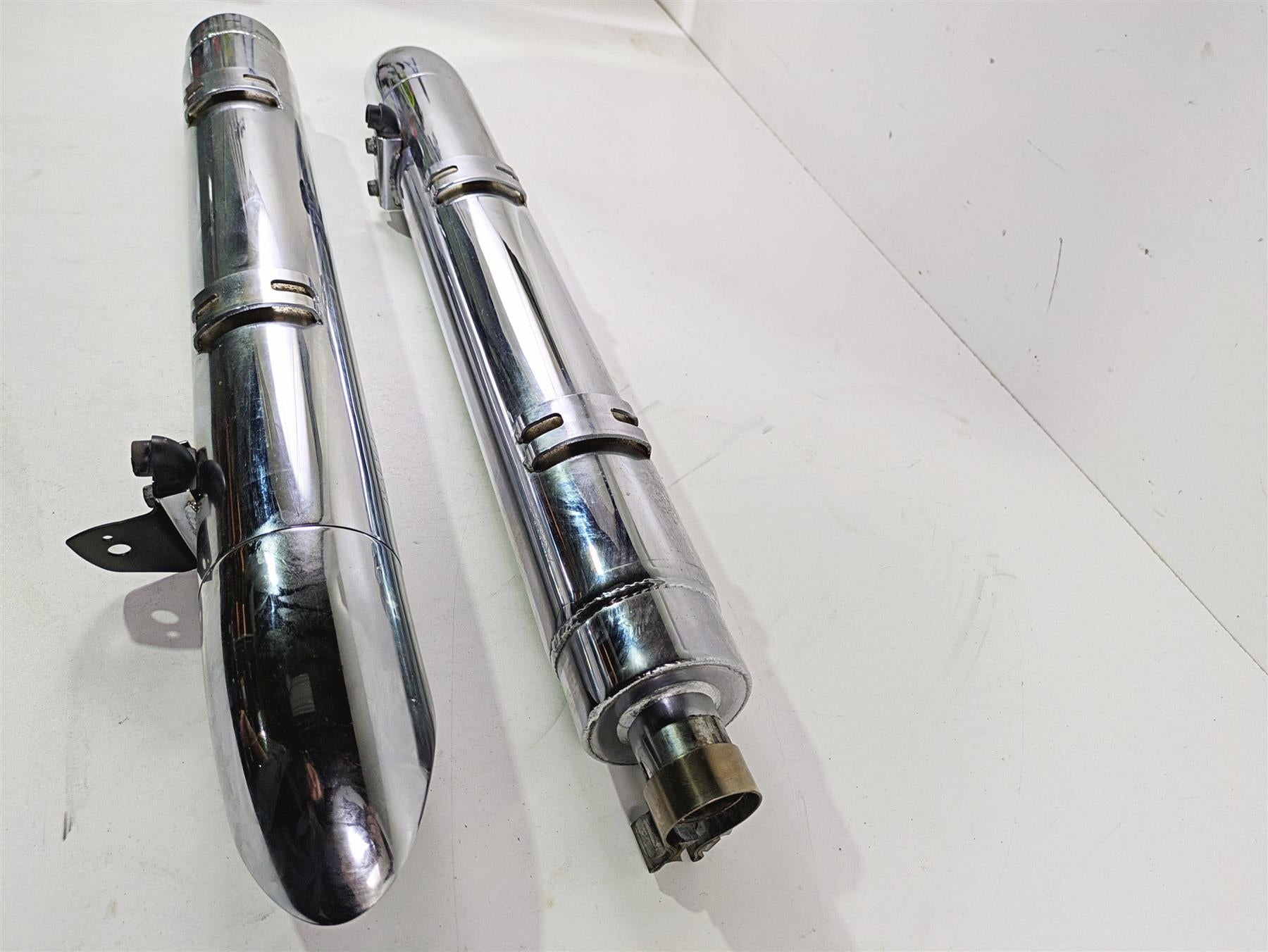 2017 Indian Chieftain Limited Vance Hines Turn Down Slip On Exhaust 4" 18531 {{ shop.shopifyCountryName }} - Mototech271