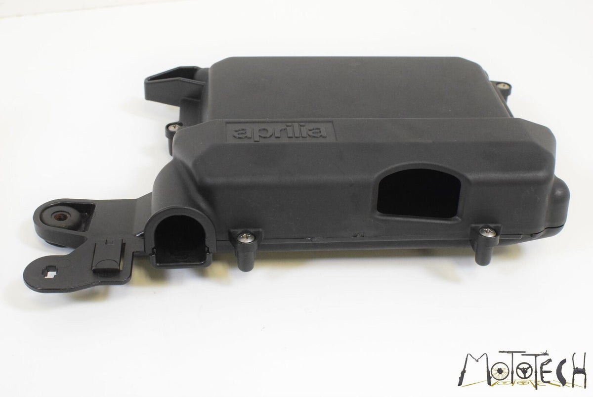 2016 Aprilia CAPONORD 1200 RALLY ECU ECM CDI Case Holder Bracket 2B000149 {{ shop.shopifyCountryName }} - Mototech271