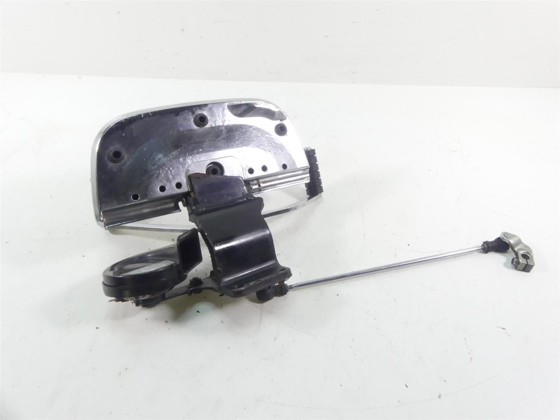 2005 Honda V-Twin VTX1800 S3 Left Front Floor Board & Shifter 50625-MCV-000 {{ shop.shopifyCountryName }} - Mototech271