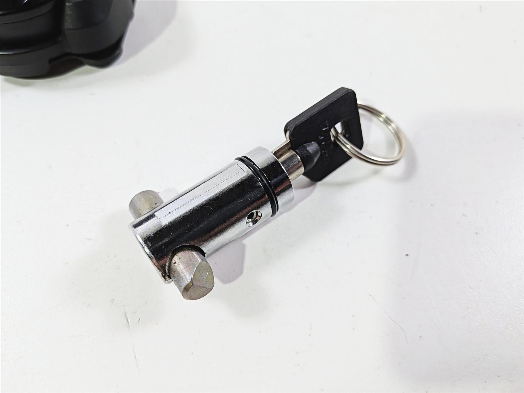 2013 Harley VRSCDX Night Rod Special Ignition Switch Steering Lock Neck Key Set 70020-05-Mototech271