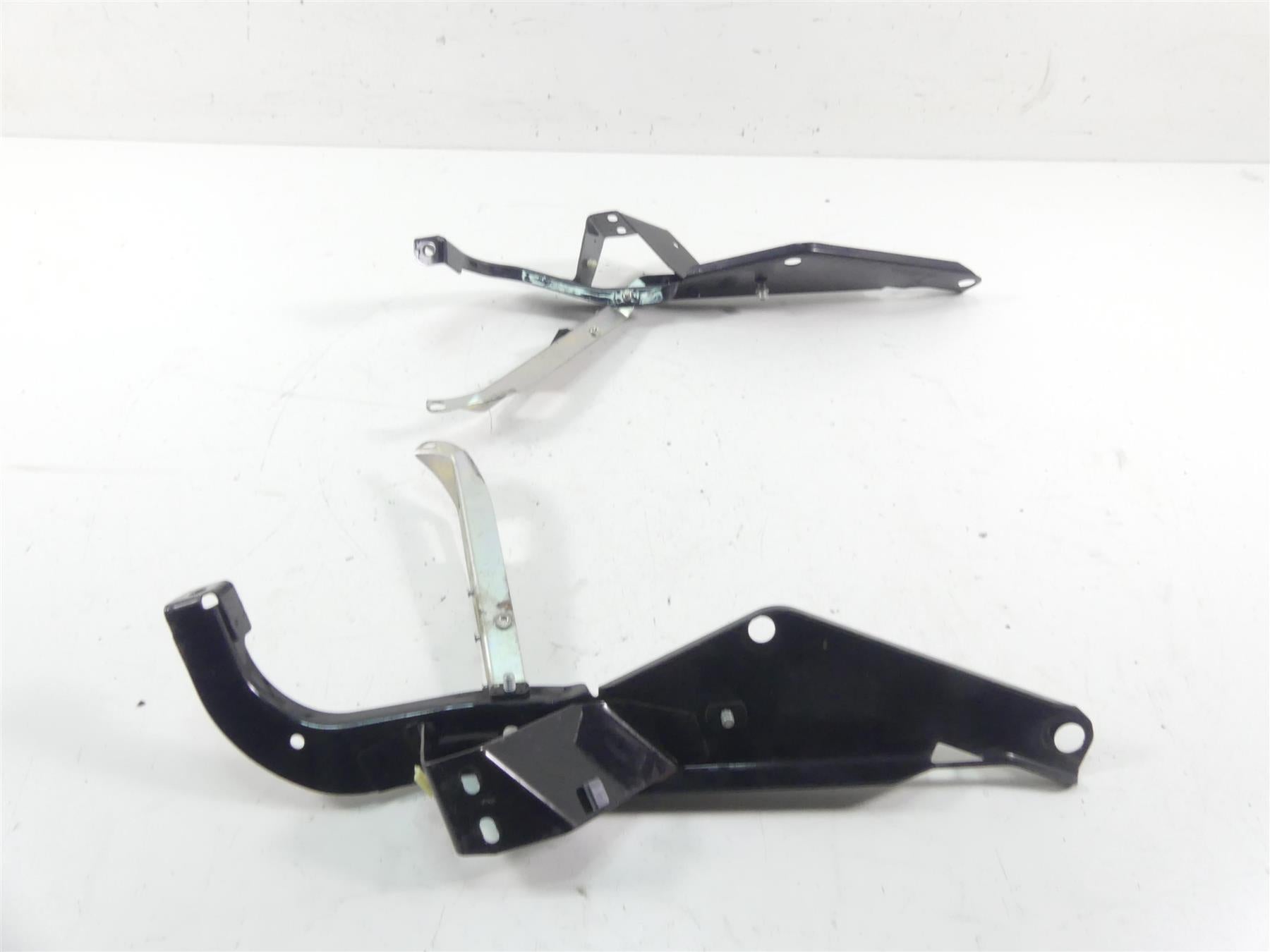 2013 Harley Touring FLHTK Electra Glide Front Fairing Bracket Set 58478-96 {{ shop.shopifyCountryName }} - Mototech271