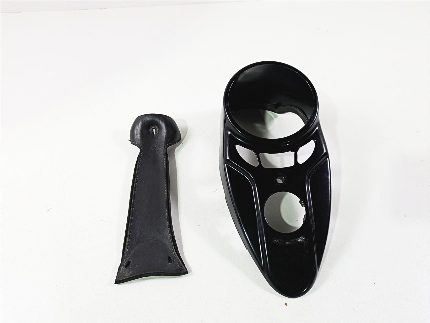 2014 Harley FLS Softail Slim Fuel Tank Dash Console Cover 71952-11 {{ shop.shopifyCountryName }} - Mototech271