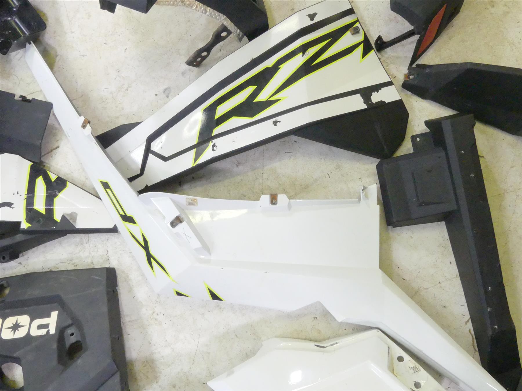 2021 Polaris RZR1000 XP EPS Oem Plastics Covers Fairings Fuel Tank Set {{ shop.shopifyCountryName }} - Mototech271