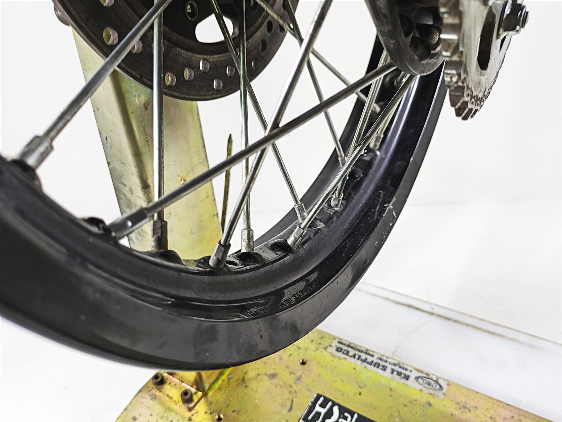 2023 Kawasaki KLR KL 650 Adventure Rear Wheel Rim 2.5X17 -READ 41025-0419 {{ shop.shopifyCountryName }} - Mototech271