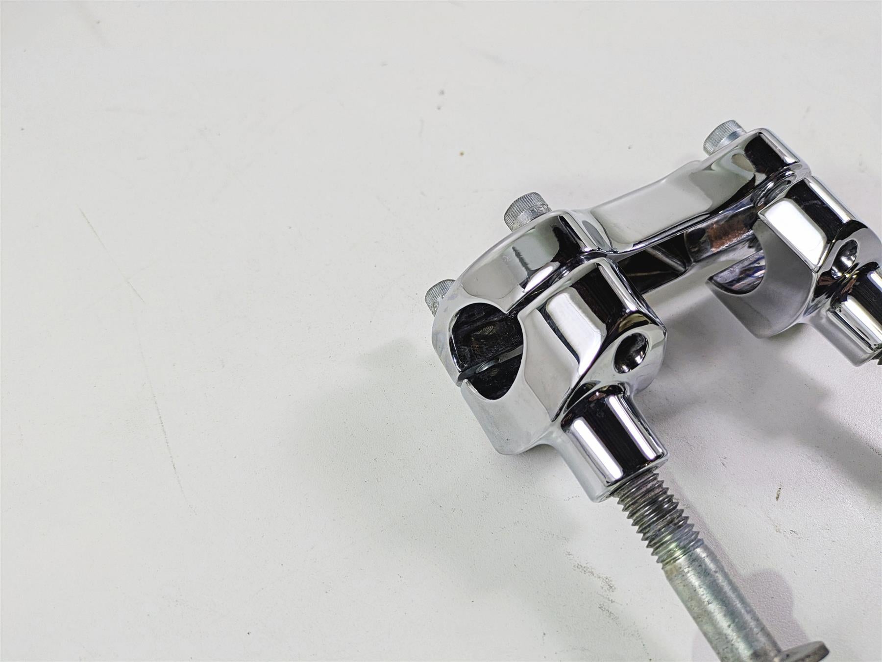 2004 Harley Softail FXSTDI Deuce Chrome Short Handlebar Riser Holder Set {{ shop.shopifyCountryName }} - Mototech271