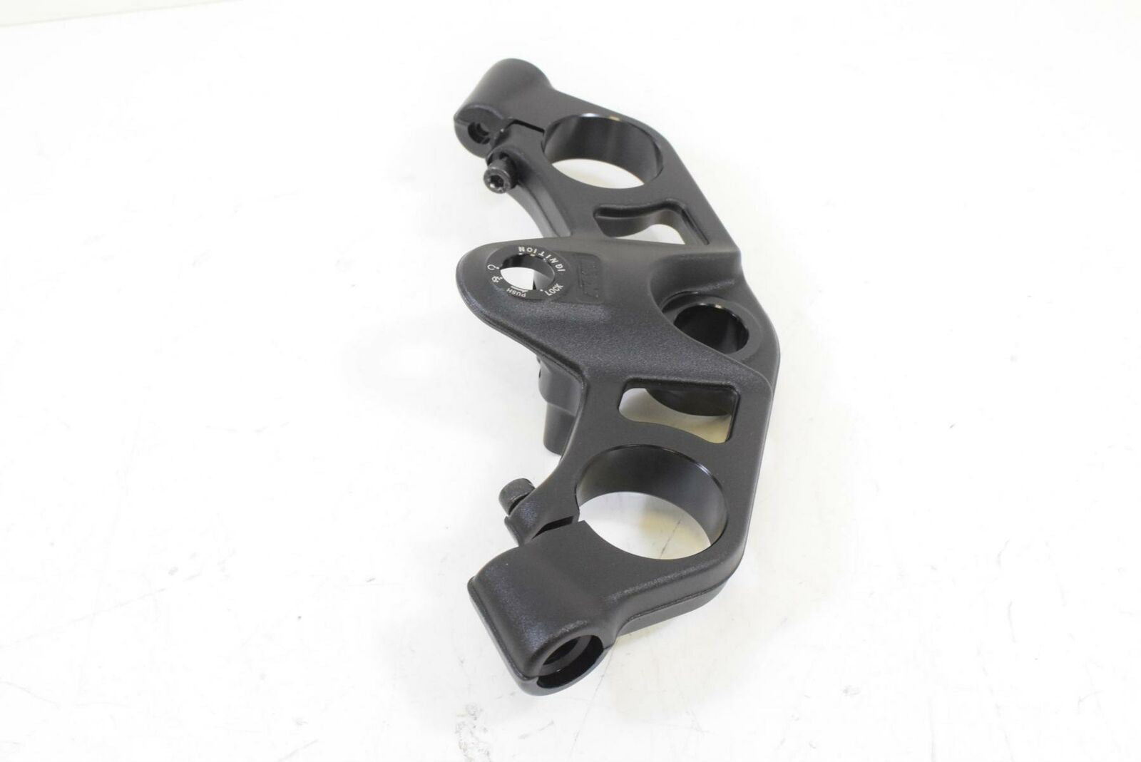 2018 KTM RC390 RC 390 Duke Upper Triple Tree Steering Clamp 90501034135 {{ shop.shopifyCountryName }} - Mototech271