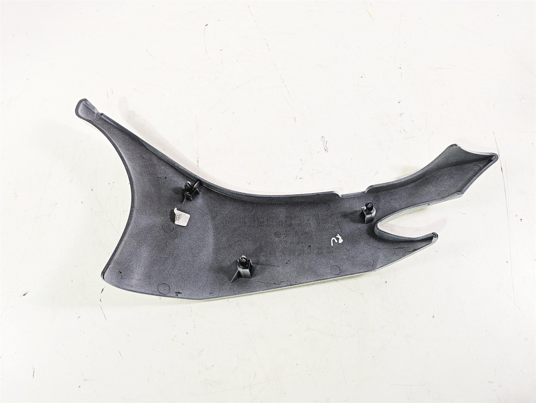 2018 Indian Chieftain Limited Right Upper Side Cover Fairing White Pearl 5450243 {{ shop.shopifyCountryName }} - Mototech271