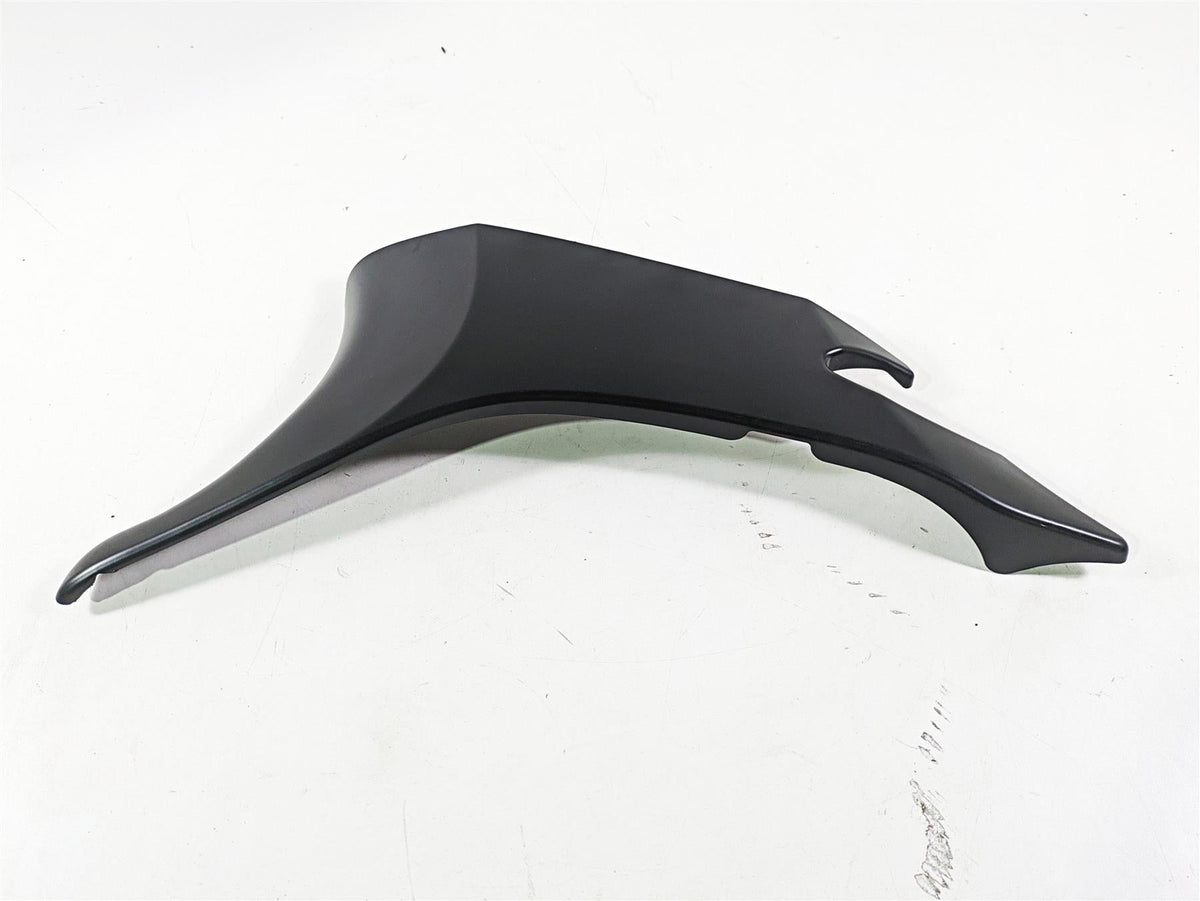 2018 Indian Chieftain Dark Horse Right Upper Side Cover Fairing 5450243 {{ shop.shopifyCountryName }} - Mototech271