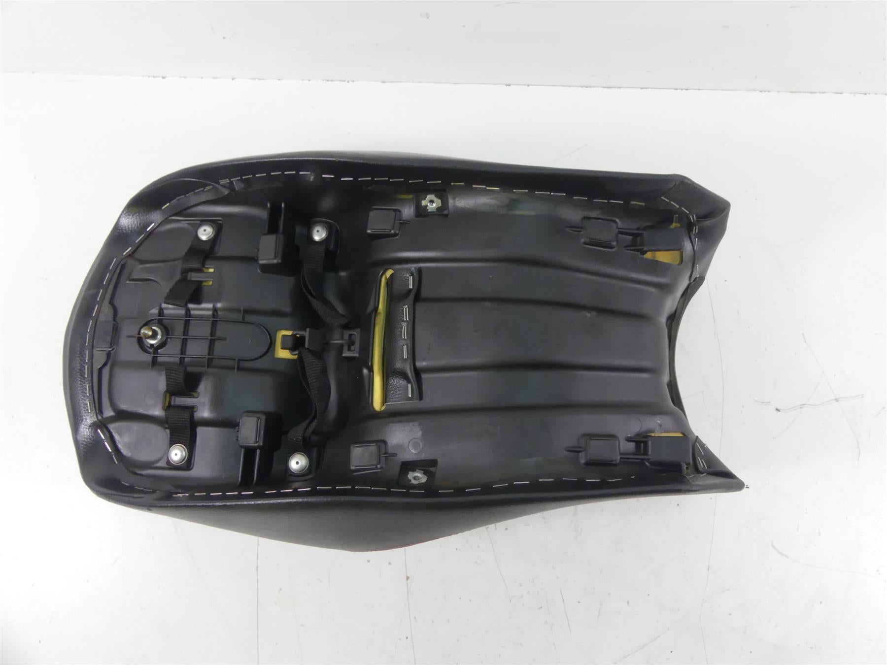 2015 Ducati Diavel Carbon Red Dual Driver Rider Saddle Seat - No Tears 59521991A {{ shop.shopifyCountryName }} - Mototech271