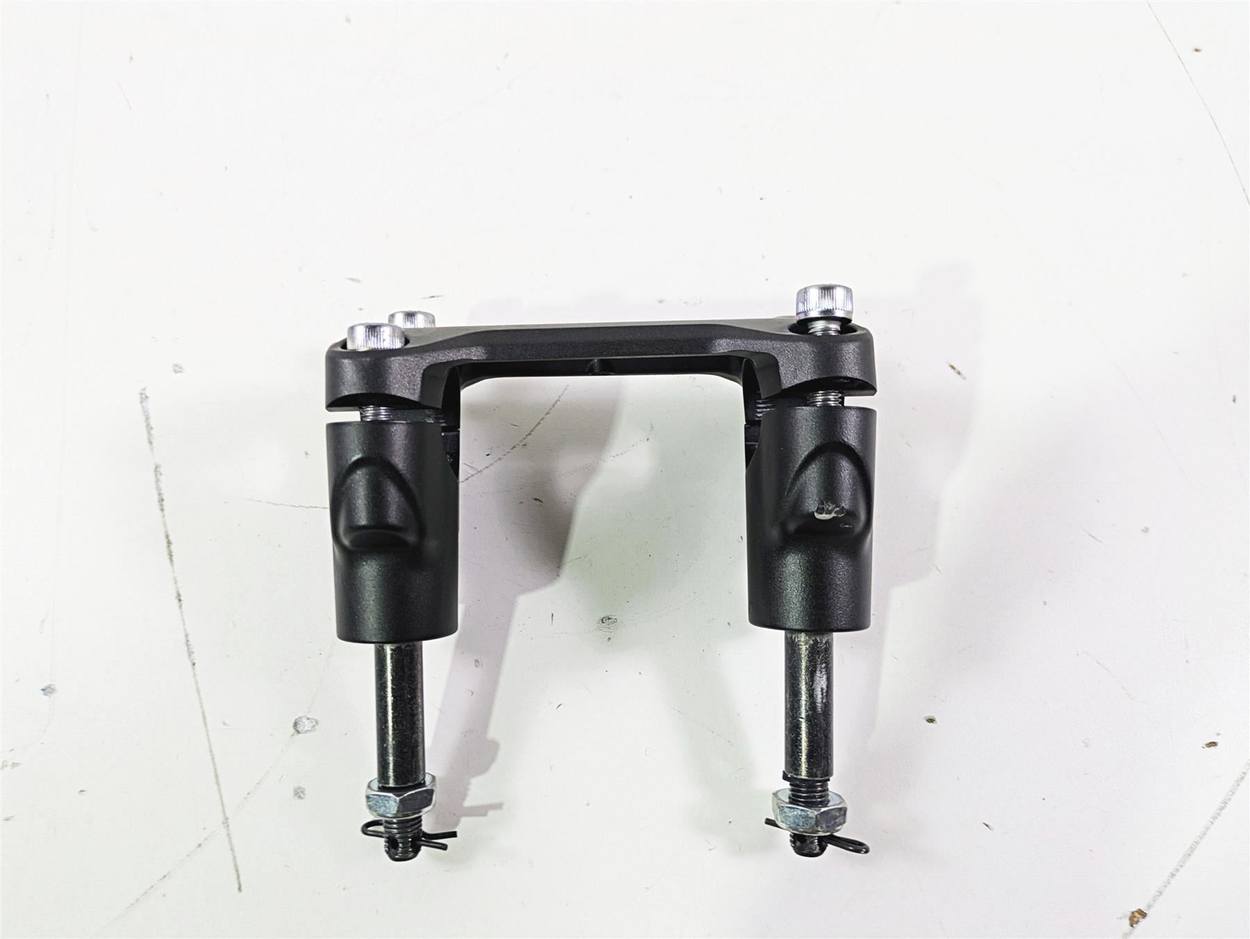 2022 Kawasaki ZR900RS Cafe Handlebar Riser Holder Mount Set 46012-0382-18R {{ shop.shopifyCountryName }} - Mototech271