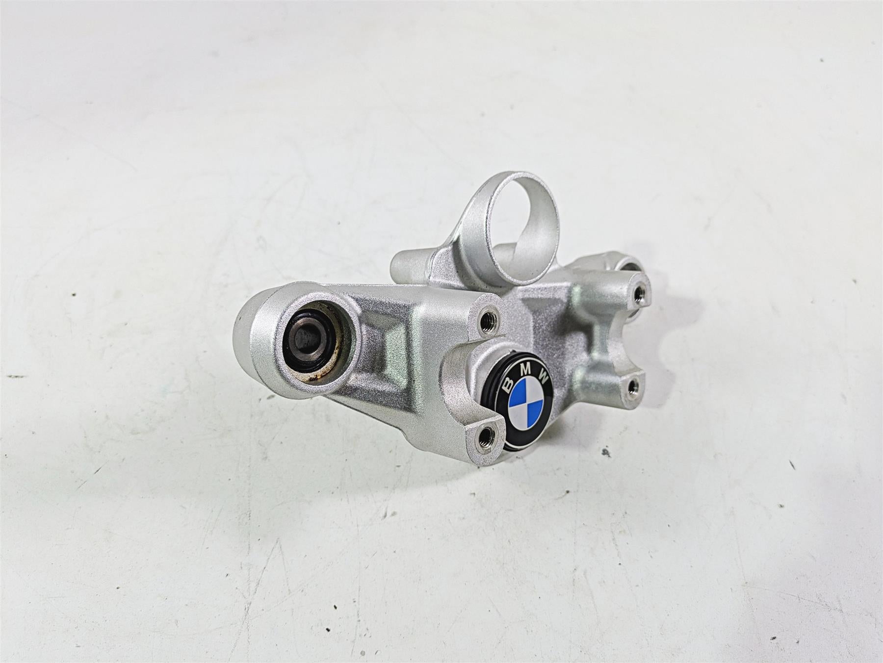 2021 BMW R1250GS K51 Adv Upper Triple Tree Steering Clamp 31428555849 {{ shop.shopifyCountryName }} - Mototech271