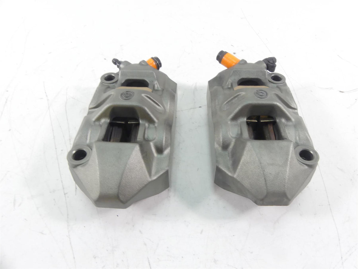 2015 Ducati Diavel Carbon Red Front Brembo Brake Caliper Set 61040901C 61040911C {{ shop.shopifyCountryName }} - Mototech271