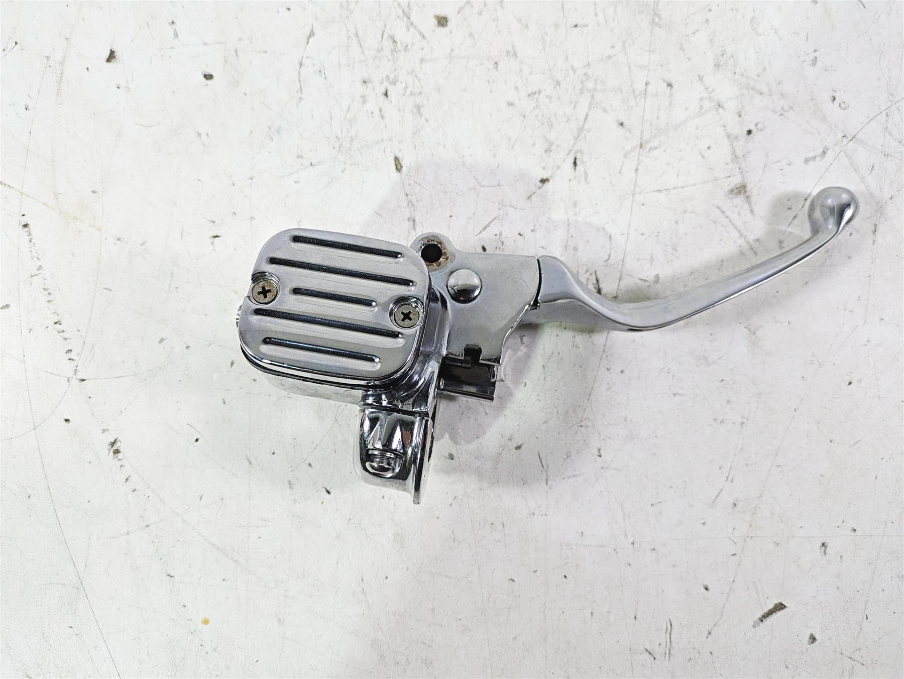 2002 Harley FLSTC Softail Heritage Chrome Front Brake Master Cylinder 45019-96F {{ shop.shopifyCountryName }} - Mototech271