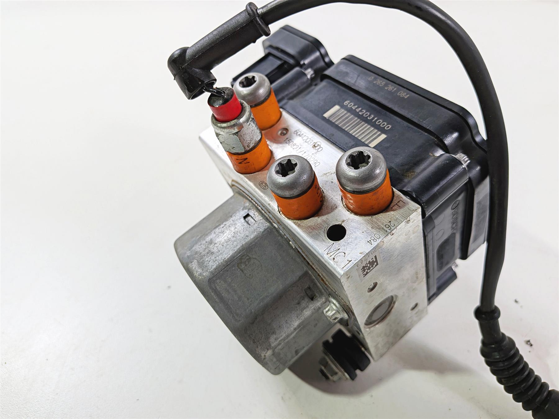 2016 KTM 1290 Super Adventure Abs Brake Control Unit Module 60442031144 {{ shop.shopifyCountryName }} - Mototech271