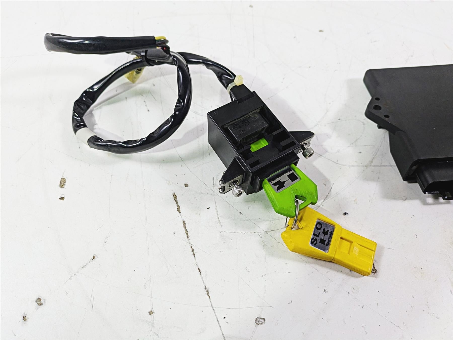 2018 Kawasaki STX-15F Jetski Cdi Ignition Switch Key Immobilizer