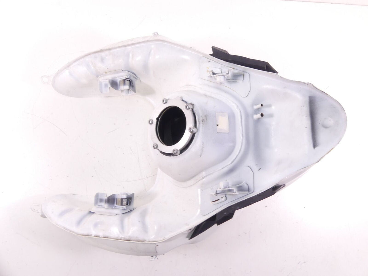 2014 Triumph Tiger 800 ABS Fuel Gas Petrol Tank Reservoir - Dent T2404311 {{ shop.shopifyCountryName }} - Mototech271