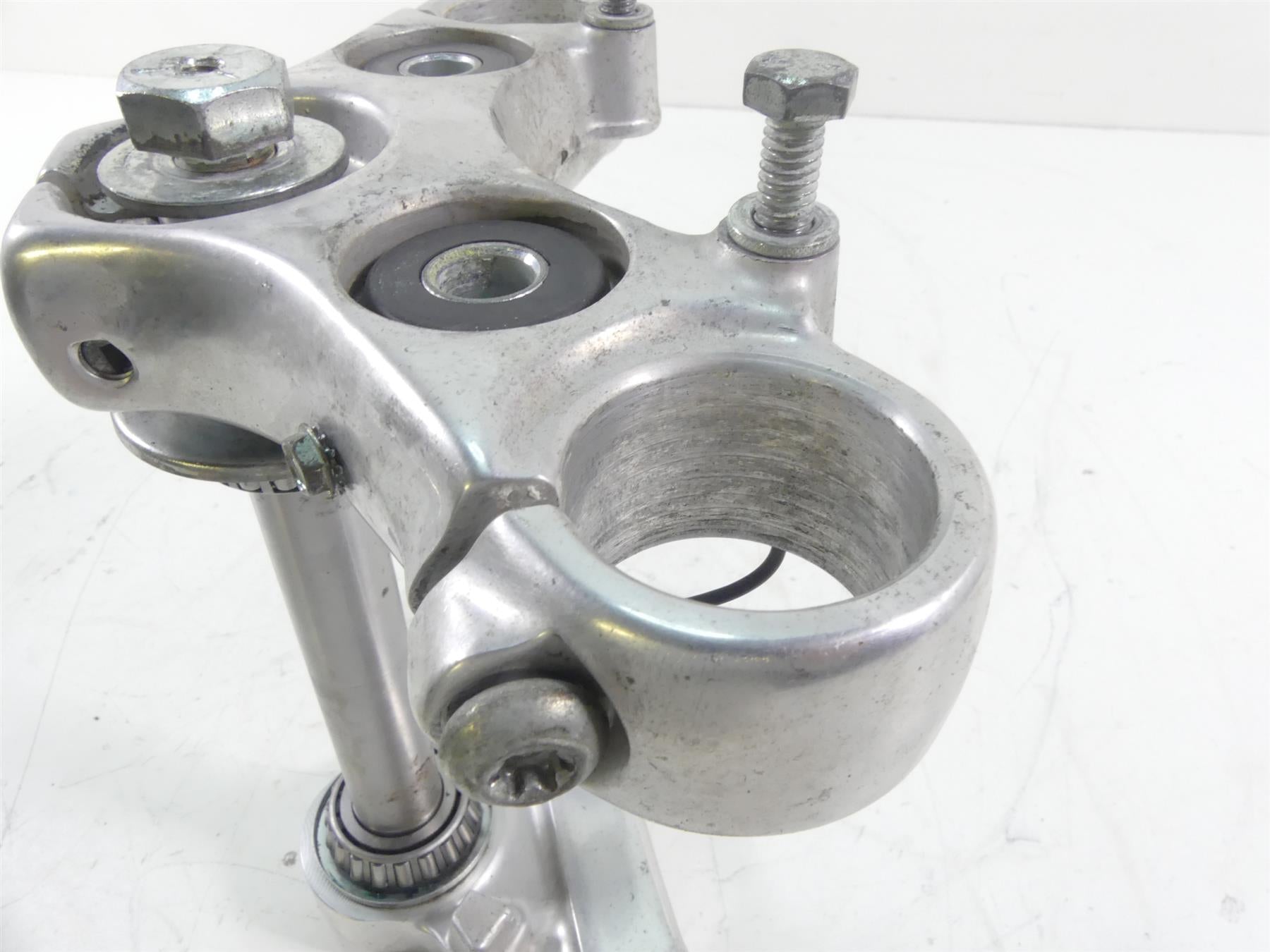 1995 Harley Dyna FXDL Low Rider Upper & Lower Triple Tree 39mm 45598-90 {{ shop.shopifyCountryName }} - Mototech271