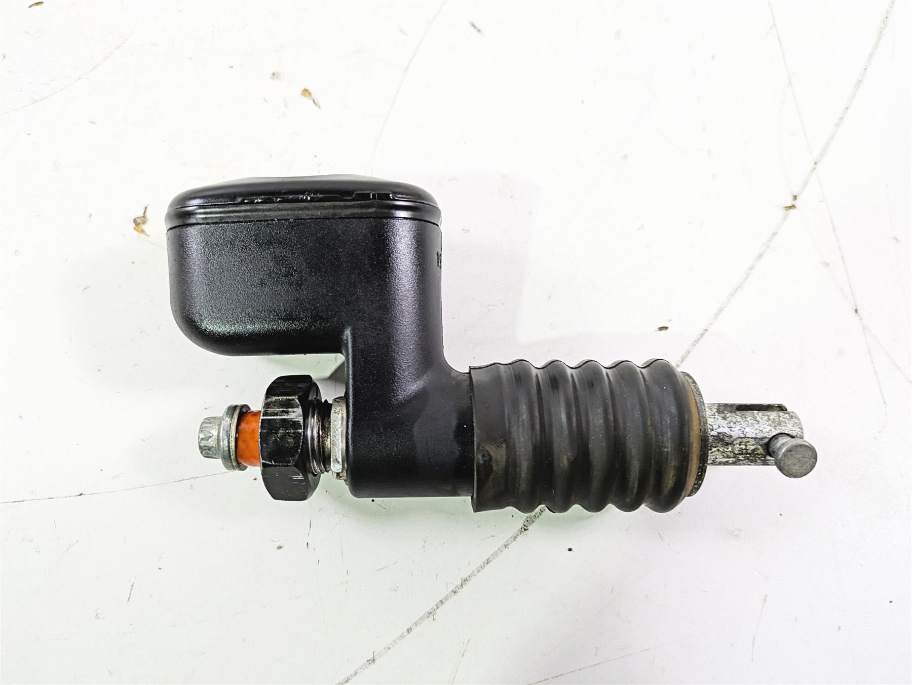 2005 Harley Softail FLSTSCI Heritage Springer Rear Brake Mstr Cylinder 41755-99F {{ shop.shopifyCountryName }} - Mototech271