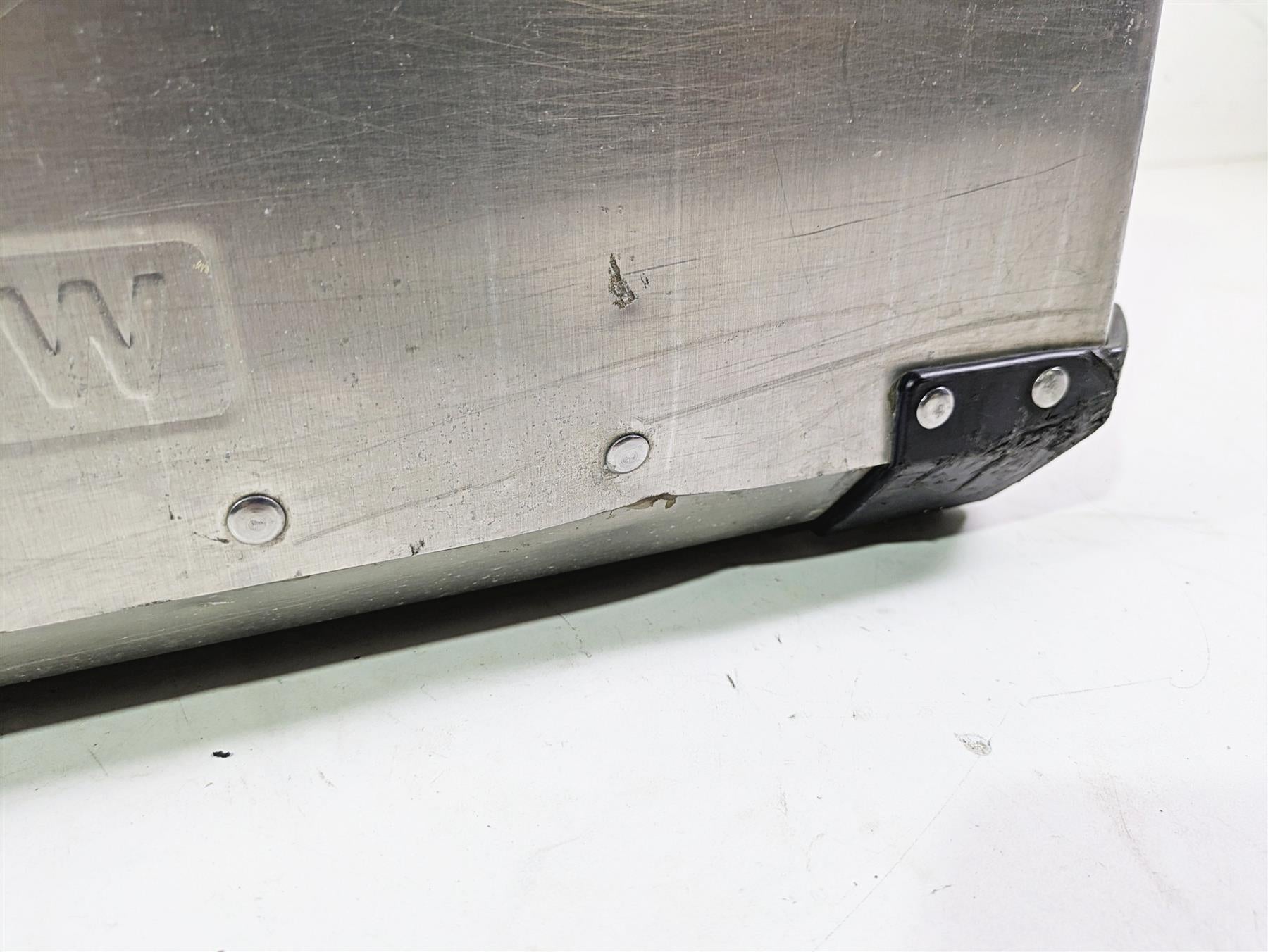 2015 BMW R1200 GS Adv K51 Right Aluminum Saddlebag Case -Read 77411539694 {{ shop.shopifyCountryName }} - Mototech271