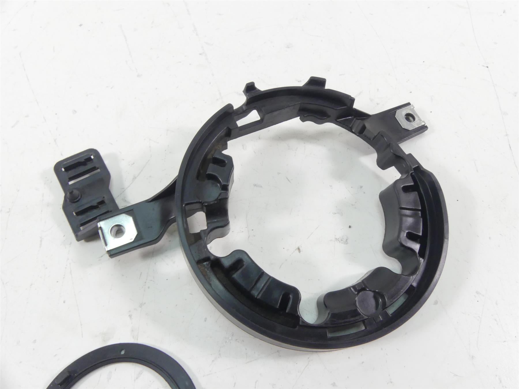 2015 BMW K1600GT K48 Keyless Fuel Gas Petrol Tank Reservoir Cap Lid 16118549495 {{ shop.shopifyCountryName }} - Mototech271