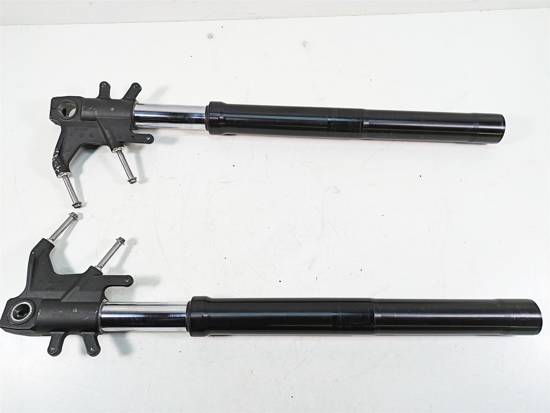 2016 Suzuki M109R VZR1800 Straight Front Forks Leg Set 51103-48G31 51104-48G31 {{ shop.shopifyCountryName }} - Mototech271