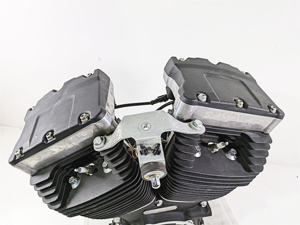 2017 Harley Dyna FXDB Street Bob Running 103ci Engine Motor 19k -Video 16200261 {{ shop.shopifyCountryName }} - Mototech271