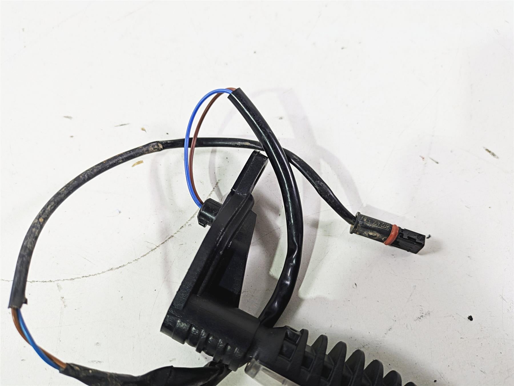2015 BMW R1200GS Adv K51 Left Oem Rear LED Blinker Turn Signal 63238522500 {{ shop.shopifyCountryName }} - Mototech271