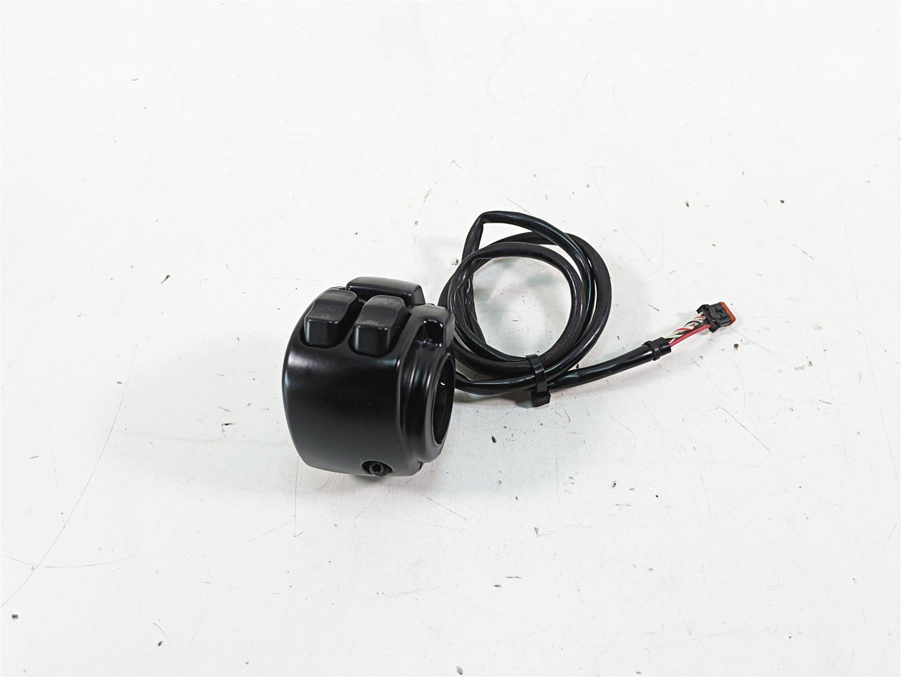 2013 Harley Softail FLSTC Heritage Classic Left Hand Control Switch 72949-12A {{ shop.shopifyCountryName }} - Mototech271