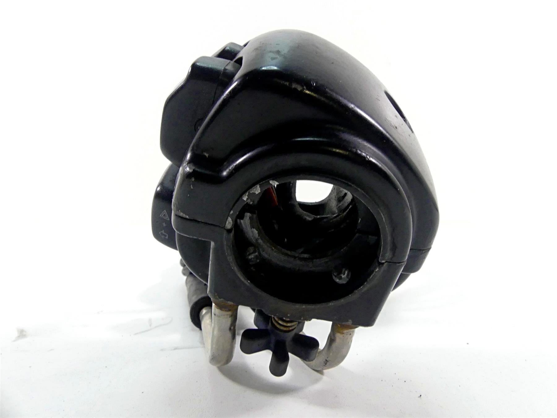 2014 Harley VRSCF Muscle V-Rod Right Hand Control Switch 71684-06A 71683-06A {{ shop.shopifyCountryName }} - Mototech271