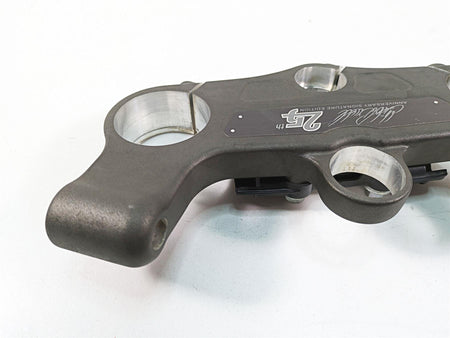 2008 Buell 1125 R Upper Triple Tree Signature Steering Clamp 54mm J0105.1AMYCP {{ shop.shopifyCountryName }} - Mototech271