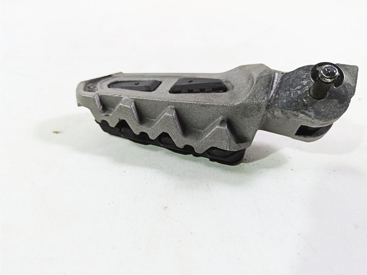 2013 Ducati Hyperstrada 821 Right Rear Passenger Footpeg 46410591AA {{ shop.shopifyCountryName }} - Mototech271