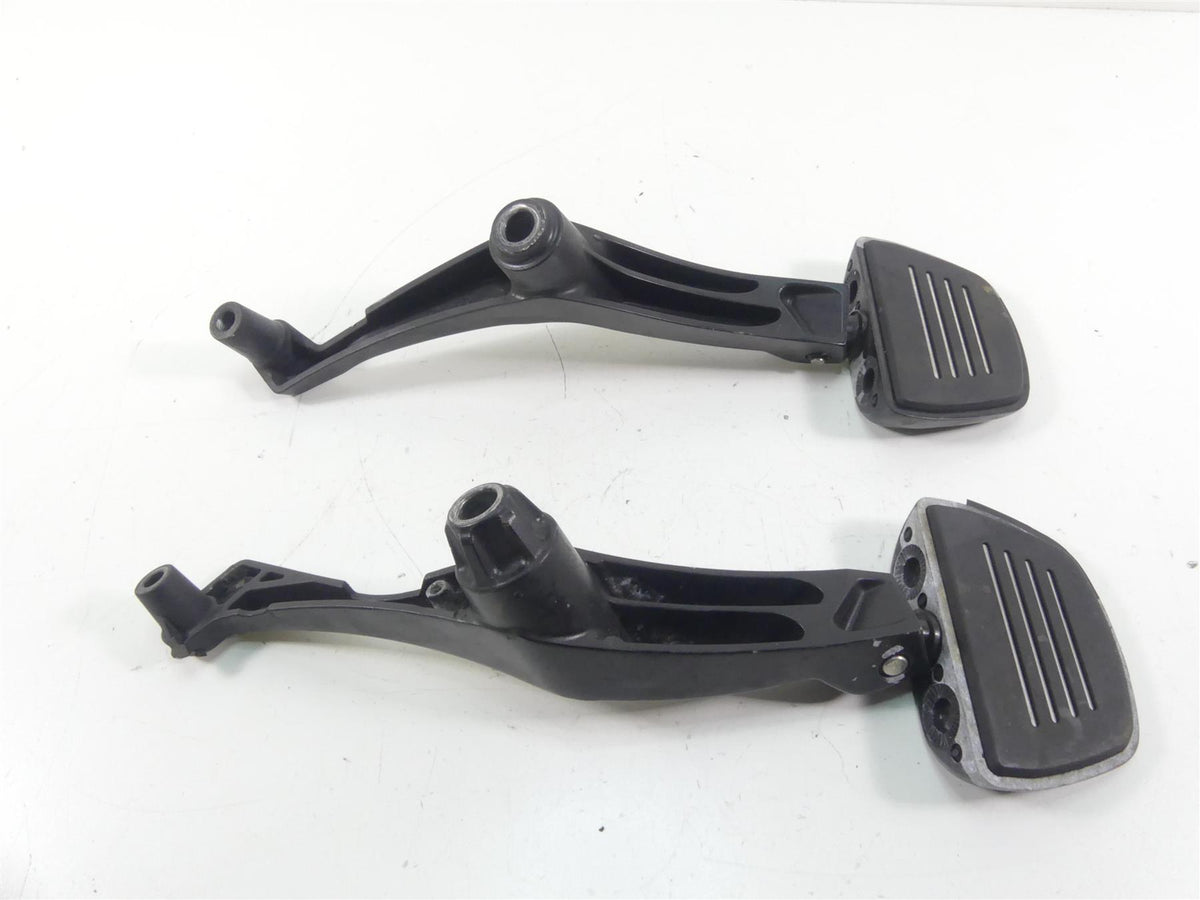 2013 Victory Cross Country Rear Passenger Footpeg Set -Read L 5136384 R 5136385 {{ shop.shopifyCountryName }} - Mototech271