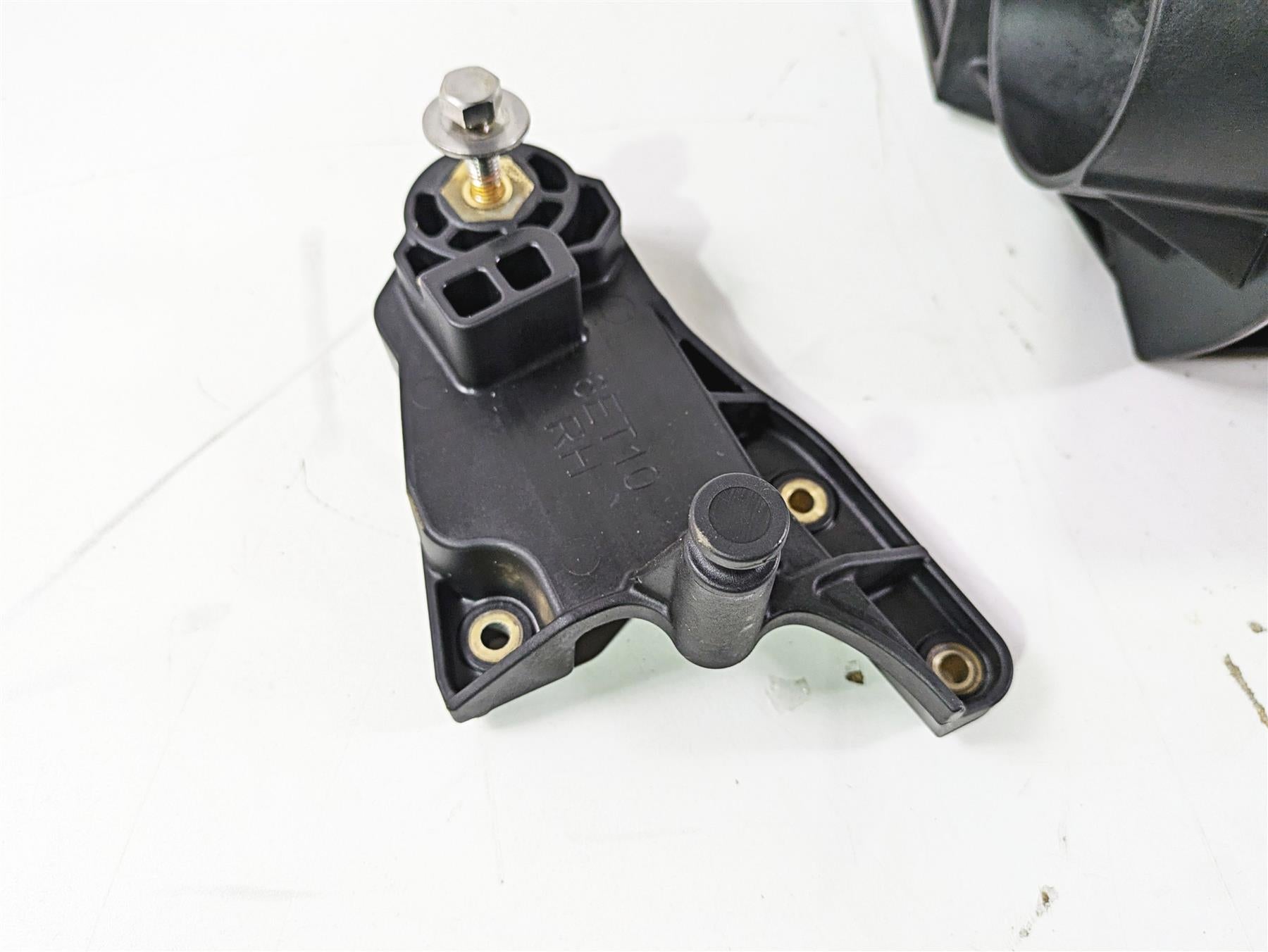 2020 Yamaha Waverunner VX1050 Deluxe Reverse Gate Set 6ET-R1314-10-00 {{ shop.shopifyCountryName }} - Mototech271