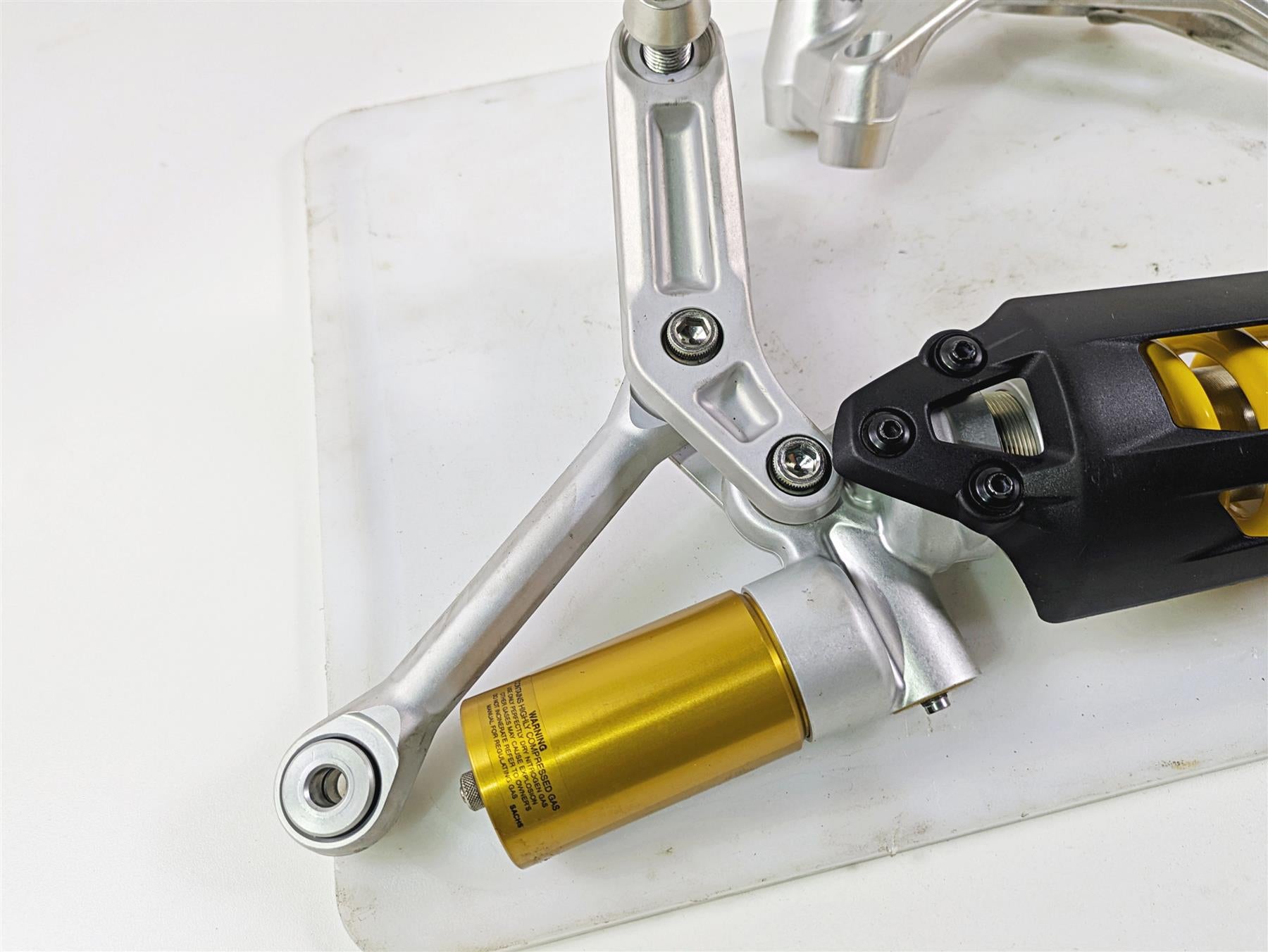 2022 Ducati Streetfighter V2 Rear Shock Suspension Damper 36522132A {{ shop.shopifyCountryName }} - Mototech271