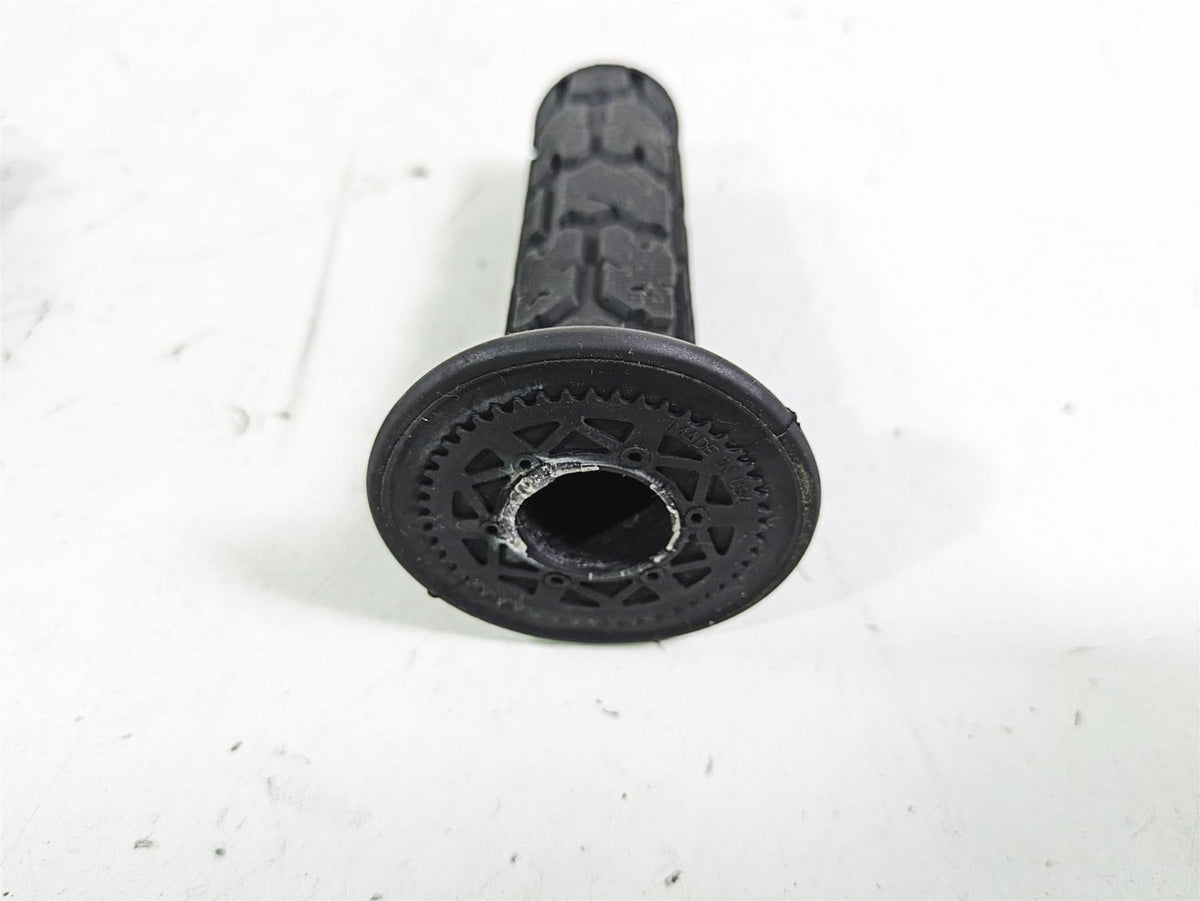 2020 Triumph Street Scrambler 900 Ride Fly By Wire Throttle Control T2044045 {{ shop.shopifyCountryName }} - Mototech271