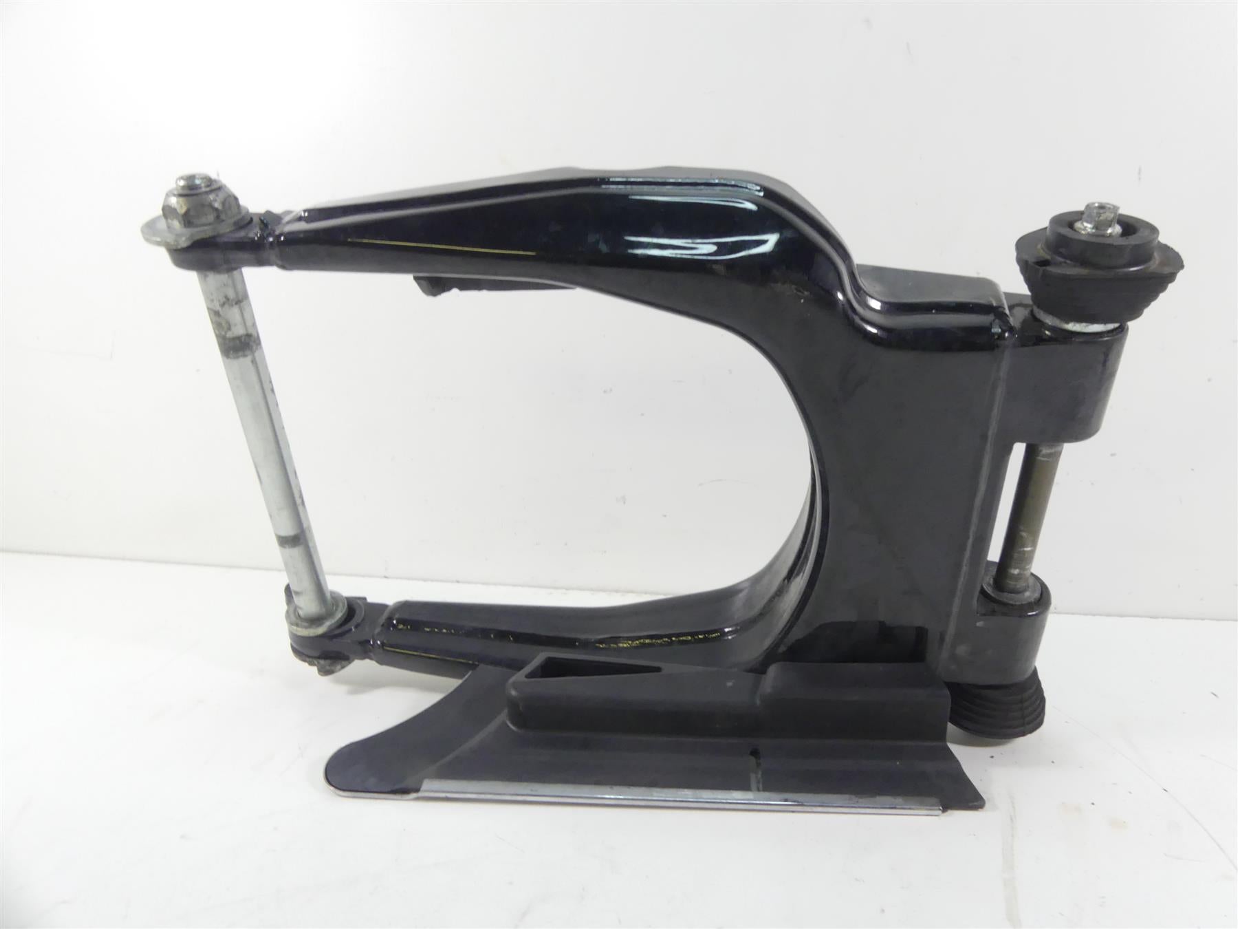 2010 Harley Touring FLHX Street Glide Rear Swingarm Swing Arm Fork 47549-09 {{ shop.shopifyCountryName }} - Mototech271