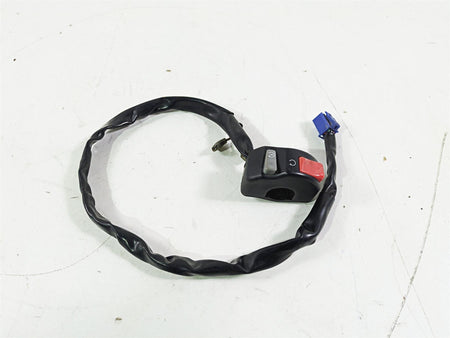 2005 Yamaha YZFR1 YZF R1 Right Hand Control Switch Start Kill Stop 5PW-83975-00 {{ shop.shopifyCountryName }} - Mototech271
