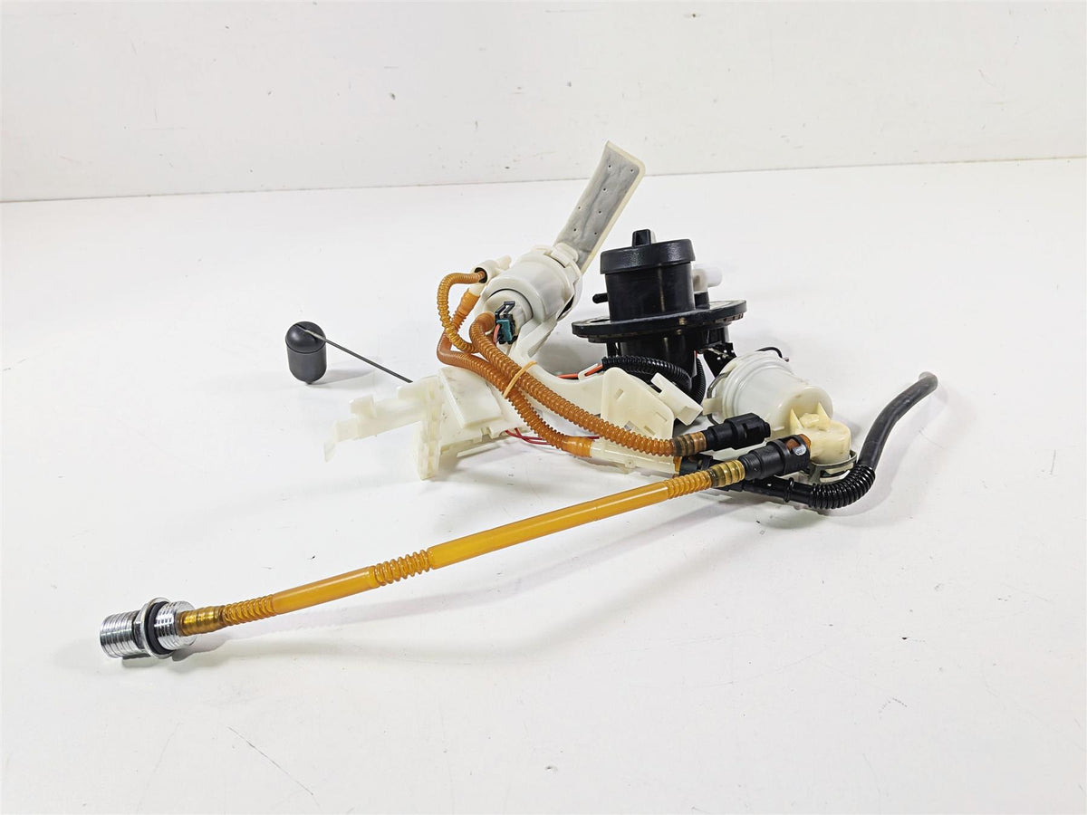 2020 Harley Touring FLTRK Road Glide Fuel Gas Petrol Pump 62908-08 75069-08D {{ shop.shopifyCountryName }} - Mototech271