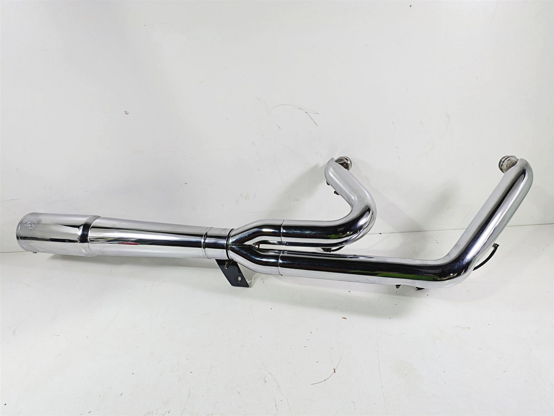 2018 Harley Softail FXFBS Fat Bob Vance Hines Pro Pipe Exhaust System 17587
