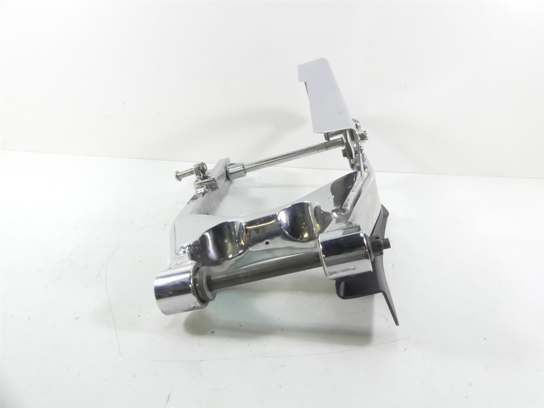 1997 Harley Dyna FXDS Super Glide Conv Rear Chrome Swingarm + 3/4" Ax 47820-90A {{ shop.shopifyCountryName }} - Mototech271