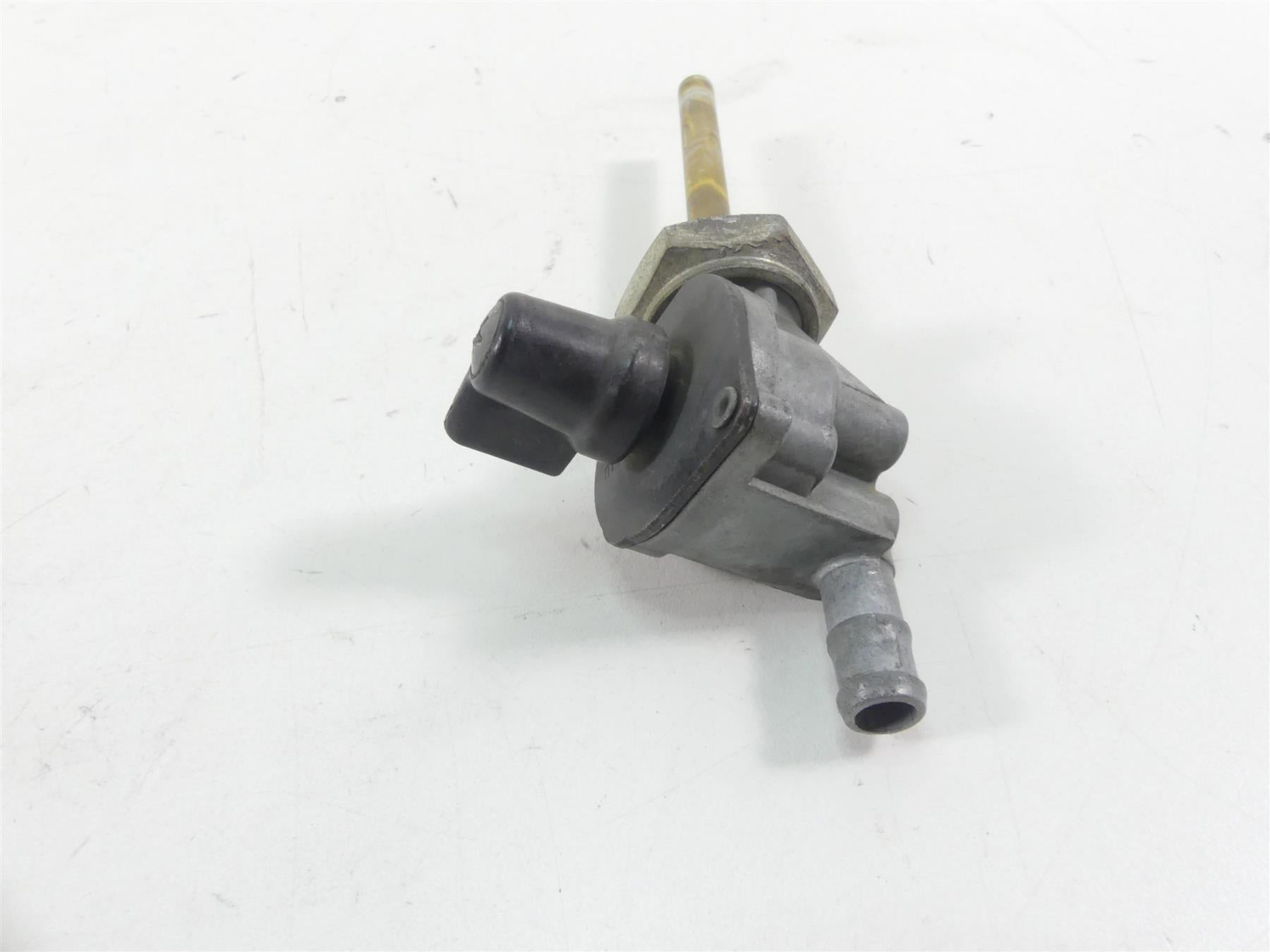 2007 Honda VT1100 C Shadow Spirit Fuel Gas Petrol Valve Petcock 16950-MAH-023 {{ shop.shopifyCountryName }} - Mototech271