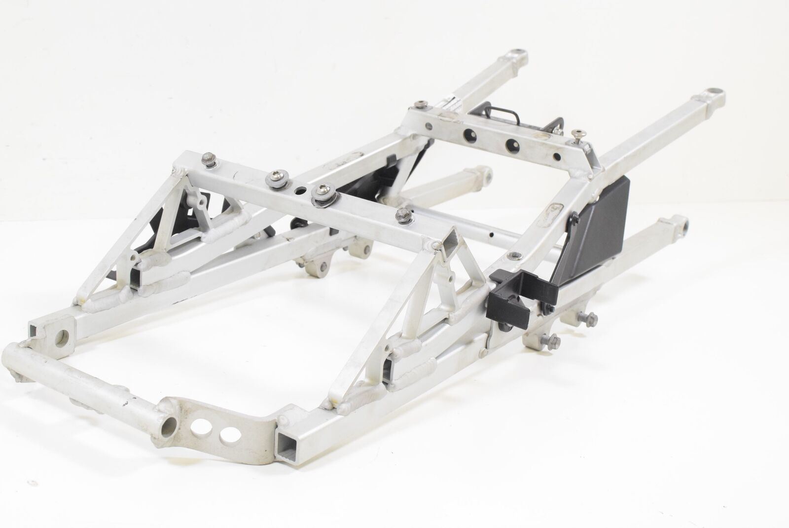 2010 Aprilia Tuono 1000 Rear STRAIGHT Subframe Sub Frame AP8146500 {{ shop.shopifyCountryName }} - Mototech271