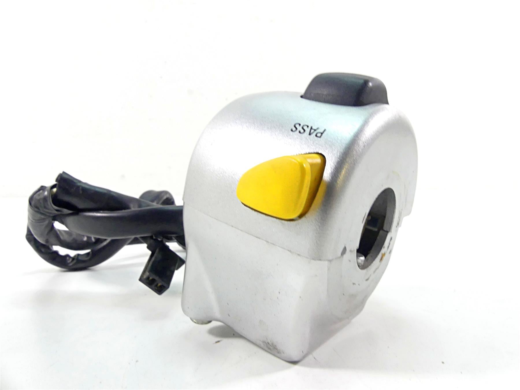 2008 Suzuki M109R VZR1800 Left Hand Turn Signal Control Switch 37400-48G10 {{ shop.shopifyCountryName }} - Mototech271