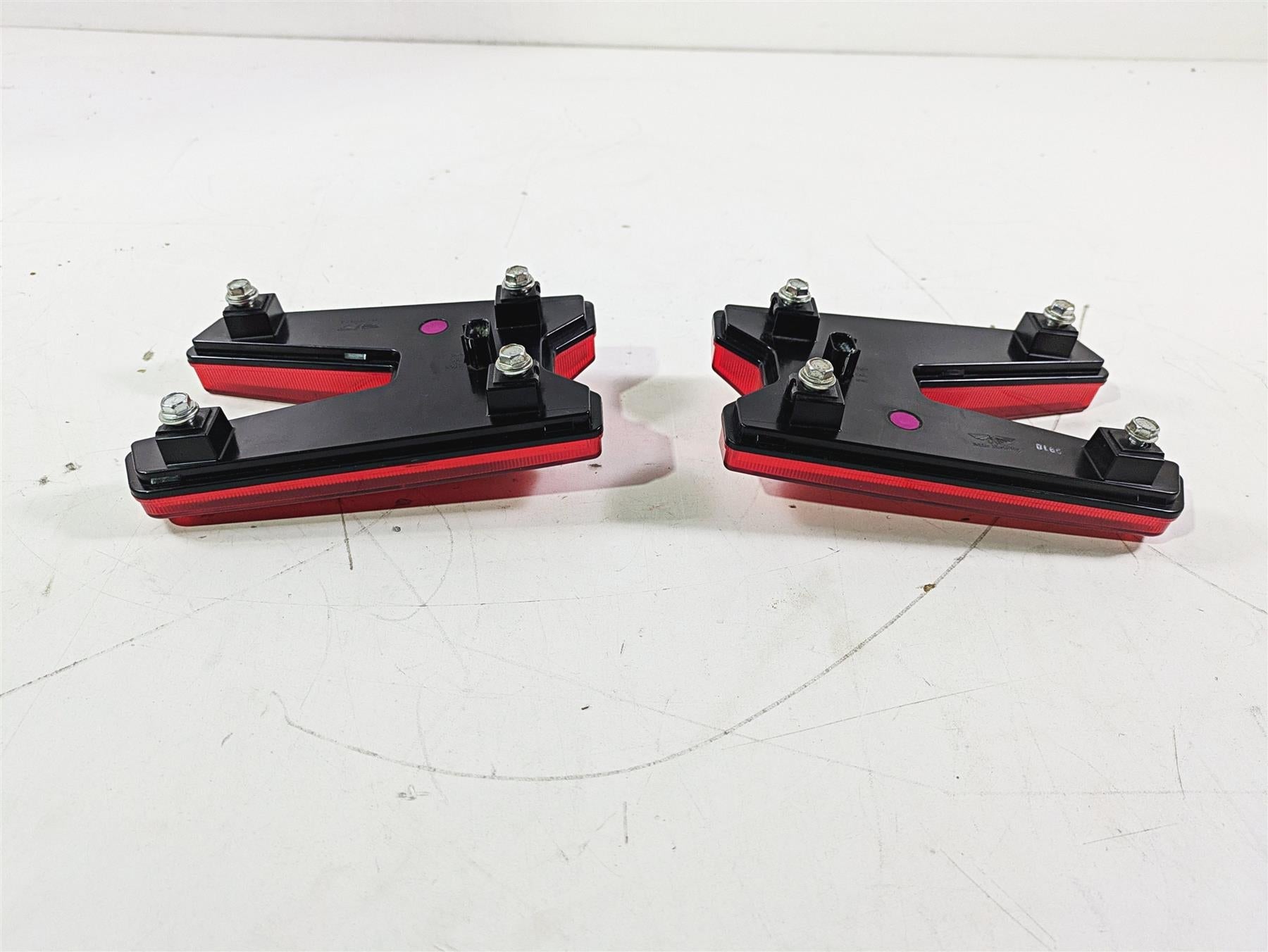 2020 Kawasaki Teryx KRX KRF 1000 Taillight Tail Light Lamp Set 23024-0005 {{ shop.shopifyCountryName }} - Mototech271