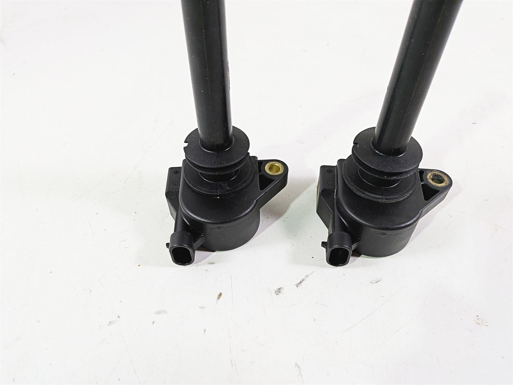 2013 Harley VRSCF Muscle Rod Ignition Coil Stick Coils Set 32477-01A {{ shop.shopifyCountryName }} - Mototech271