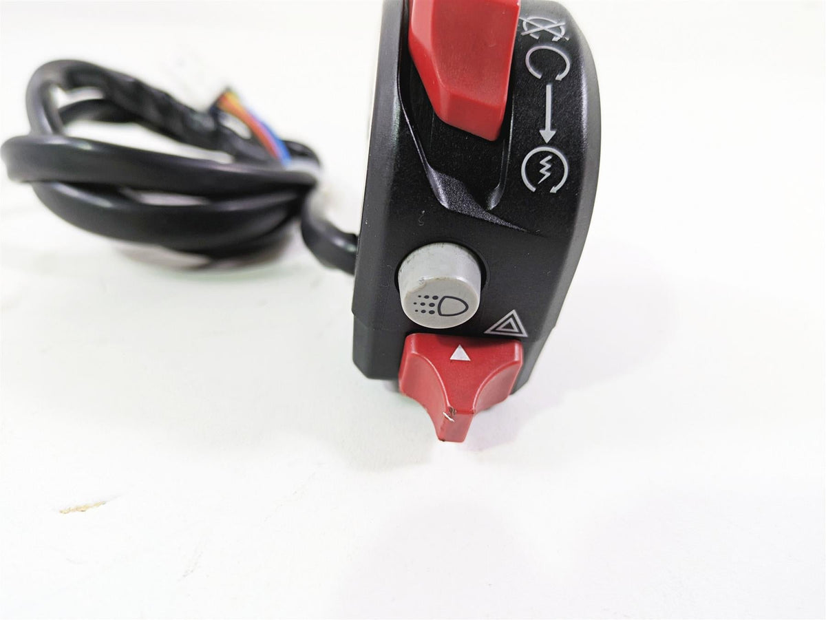 2019 Ducati Supersport 939 S Right Hand Start Stop Control Switch 65010243C {{ shop.shopifyCountryName }} - Mototech271