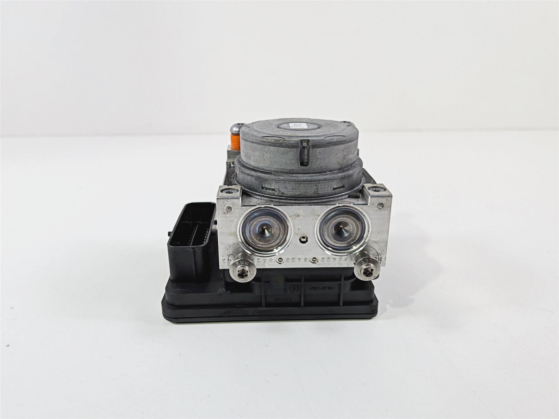 2017 BMW S1000RR K46 Abs Brake Pump Unit Module 34518561705 34518566956 8566955 {{ shop.shopifyCountryName }} - Mototech271