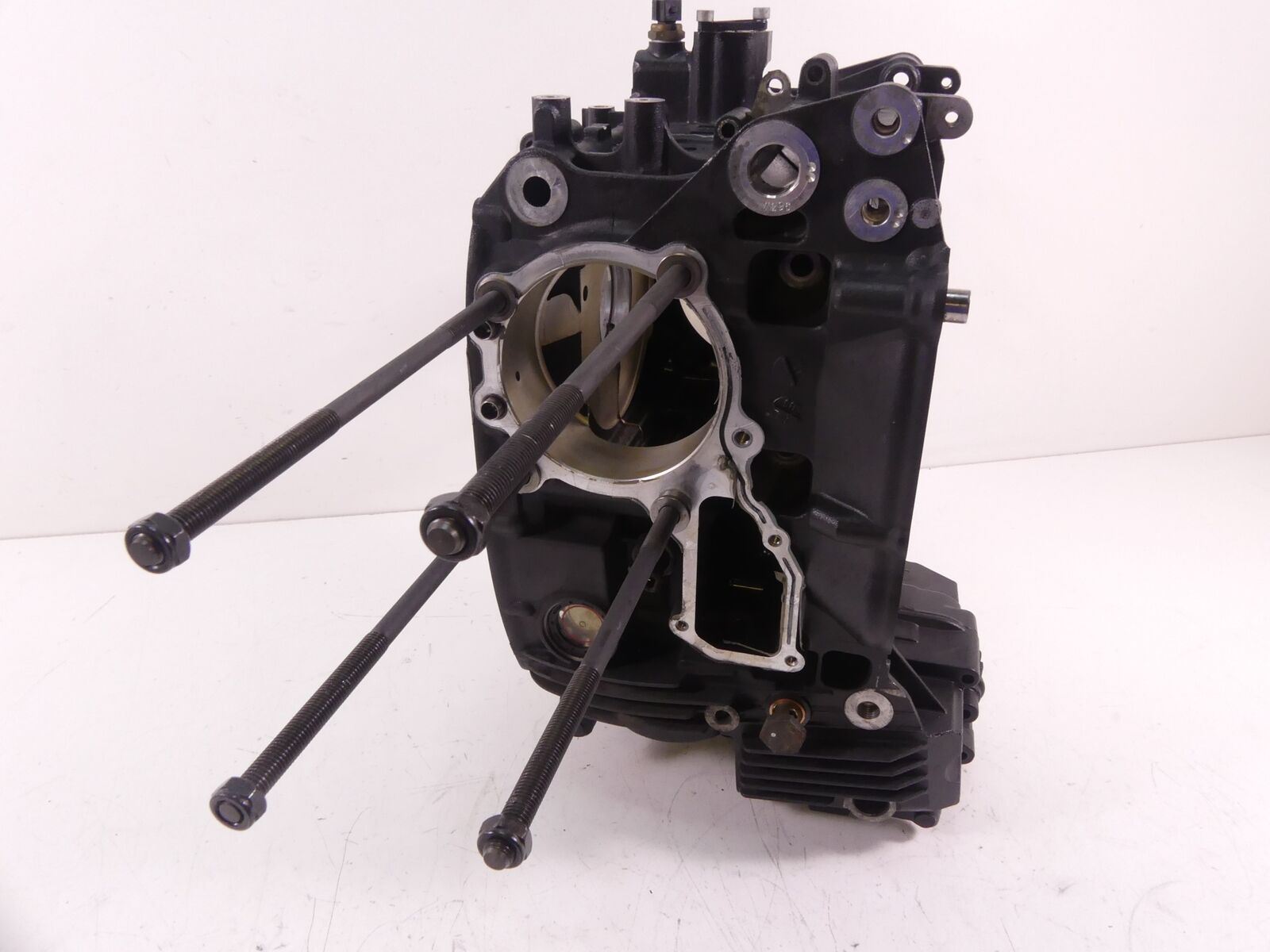 2008 BMW R1200RT K26 Engine Motor Crankcase Crank Case 34K 11117701990 {{ shop.shopifyCountryName }} - Mototech271